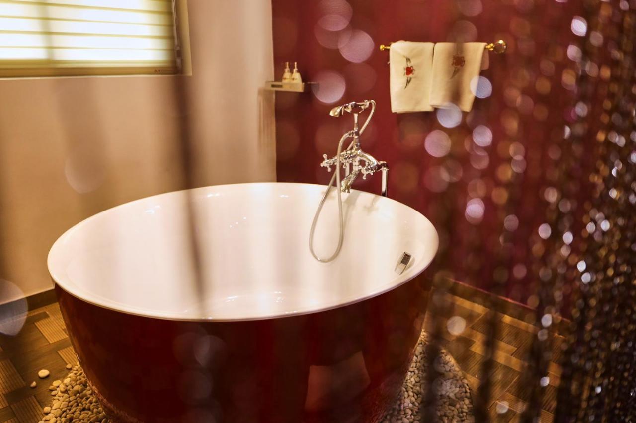 EROS Hotel Ho Chi Minh-stad Buitenkant foto